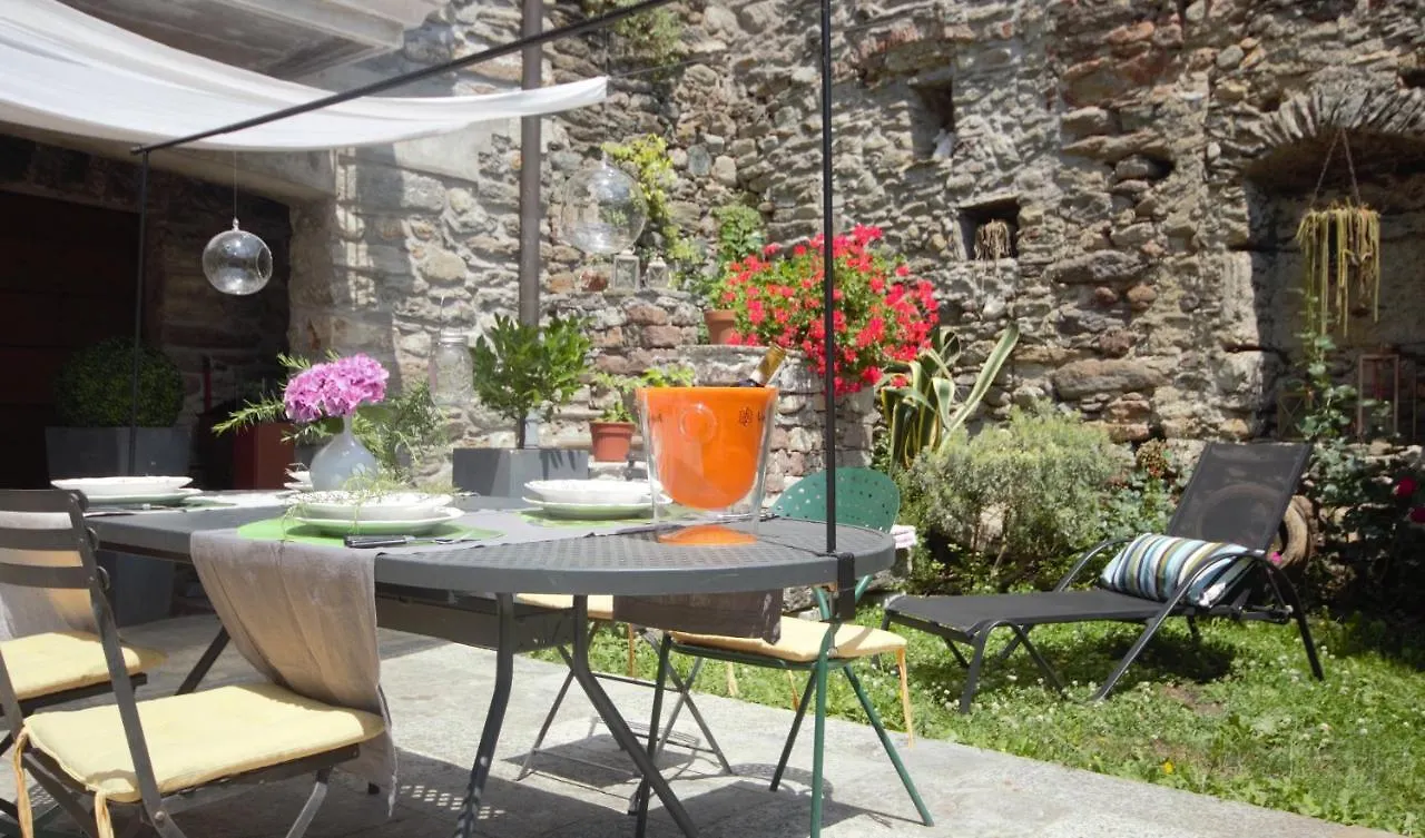 L'Antico Borgo Aparthotel Cremia 0*,  Italy
