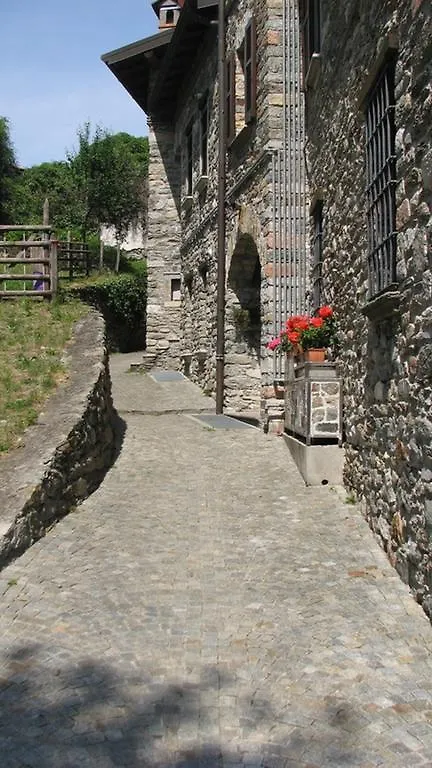 L'Antico Borgo Aparthotel Cremia 0*,  Italy