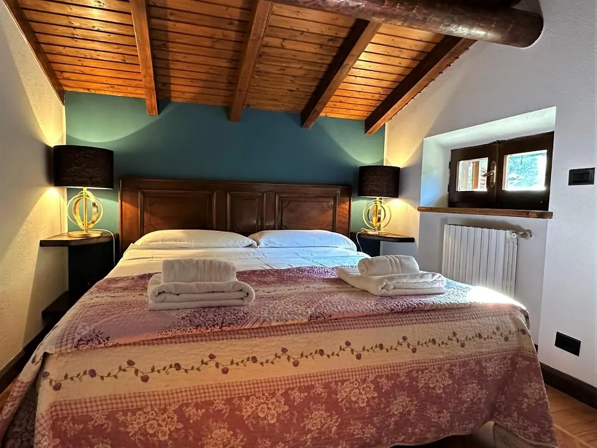 L'Antico Borgo Aparthotel Cremia Italy