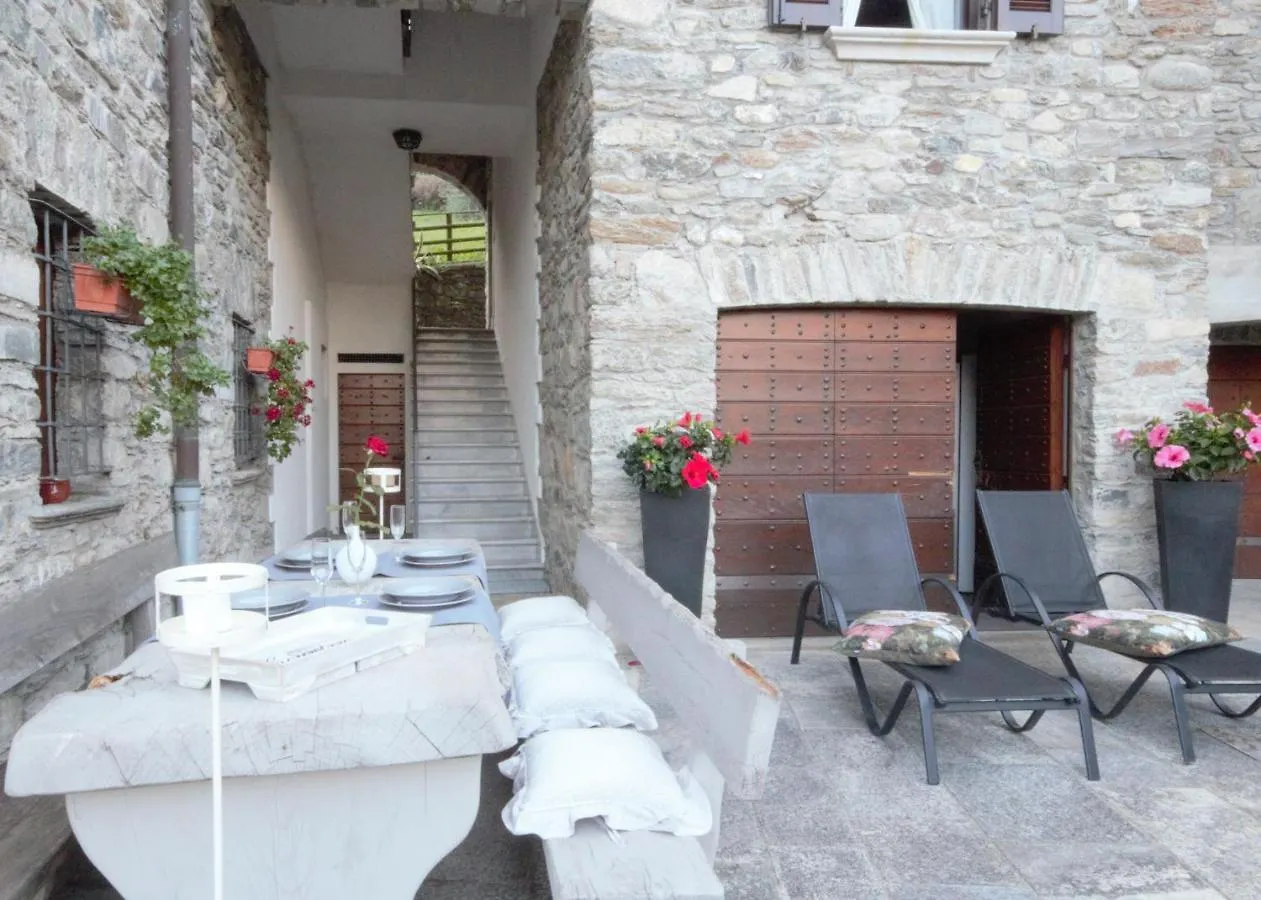 L'Antico Borgo Aparthotel Cremia 0*,  Italy