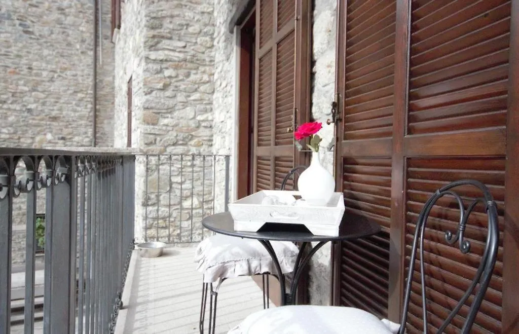L'Antico Borgo Aparthotel Cremia 0*,  Italy