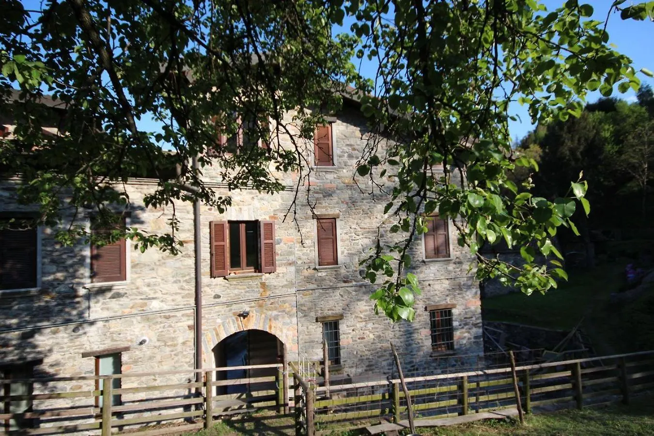 L'Antico Borgo Aparthotel Cremia