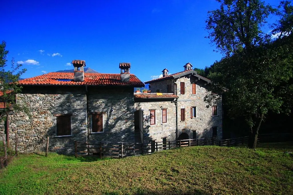 Aparthotel L'Antico Borgo Cremia